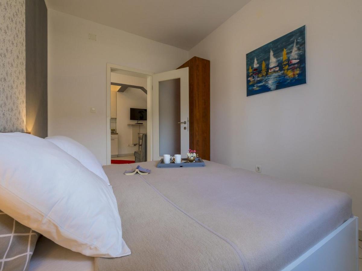Apartments Rabbit Crikvenica Extérieur photo