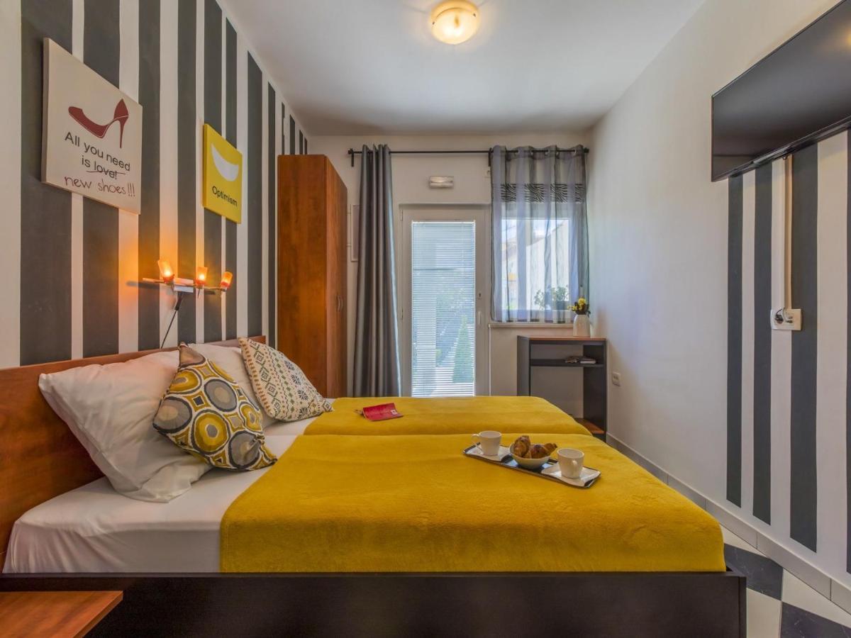 Apartments Rabbit Crikvenica Extérieur photo