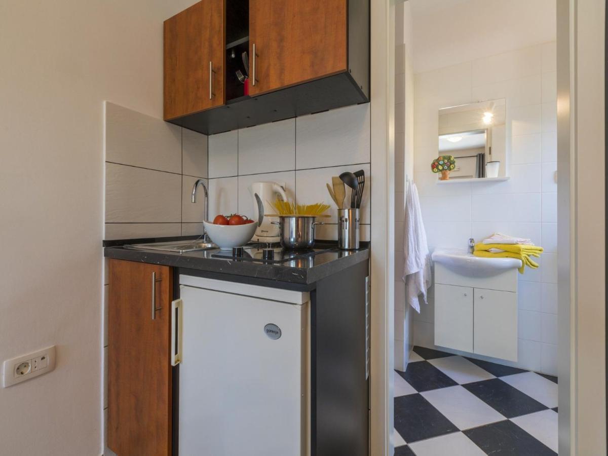 Apartments Rabbit Crikvenica Extérieur photo
